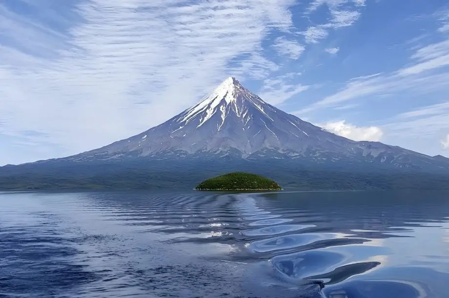 Seven Natural Landmarks Ranked in Kronotsky Reserve and South Kamchatka Sanctuary