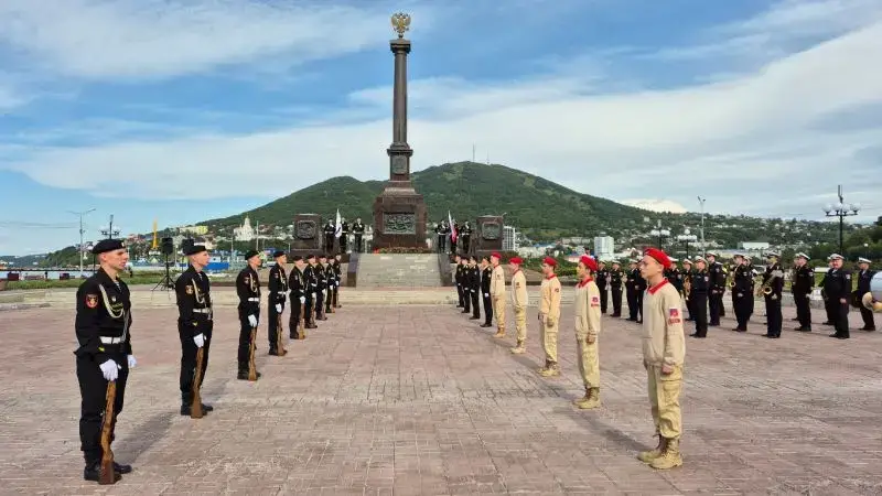 A celebration was held in honor of the 170th anniversary of the heroic defense of Petropavlovsk-Kamchatsky