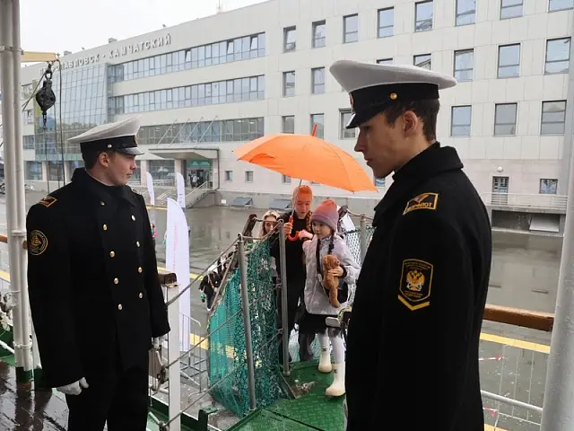 The sailing ship "Nadezhda" welcomes Kamchatka residents for an "Open Deck" event