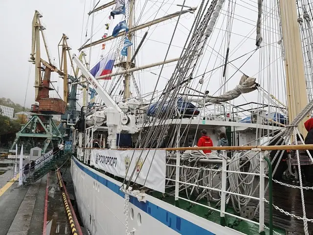 The sailing ship "Nadezhda" welcomes Kamchatka residents for an "Open Deck" event