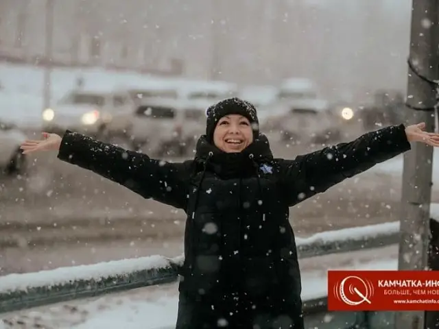the beginning of winter in the snowiest city of Russia