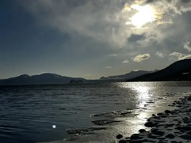At Kuril Lake in Kamchatka, bears catch sockeye salmon under protection