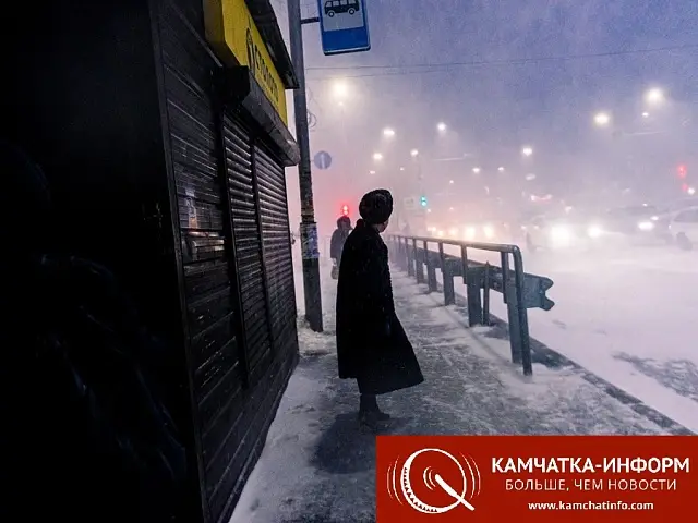 the beginning of winter in the snowiest city of Russia